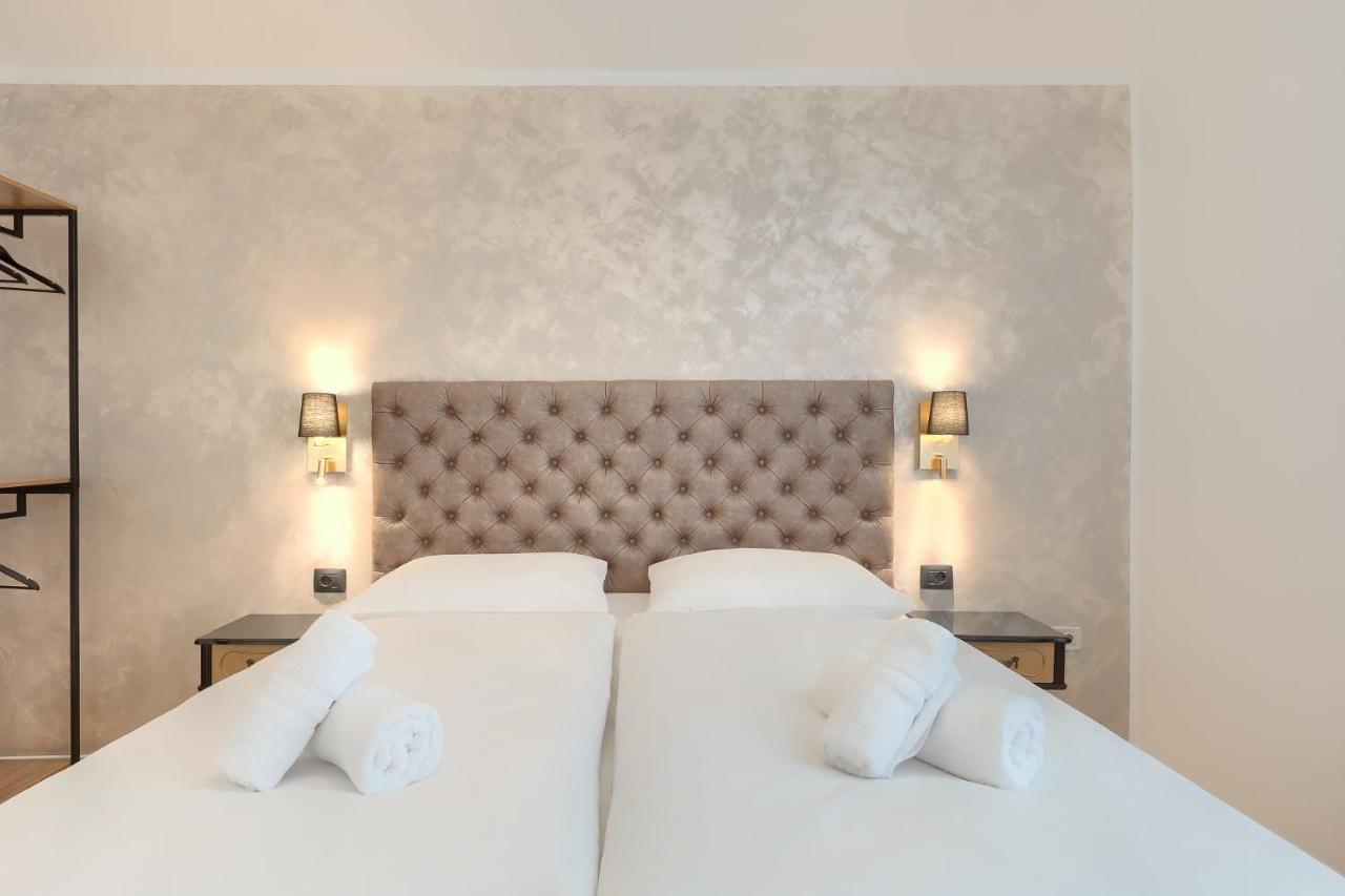 Calafati Apartment With Free Private Parking Rijeka Exterior photo